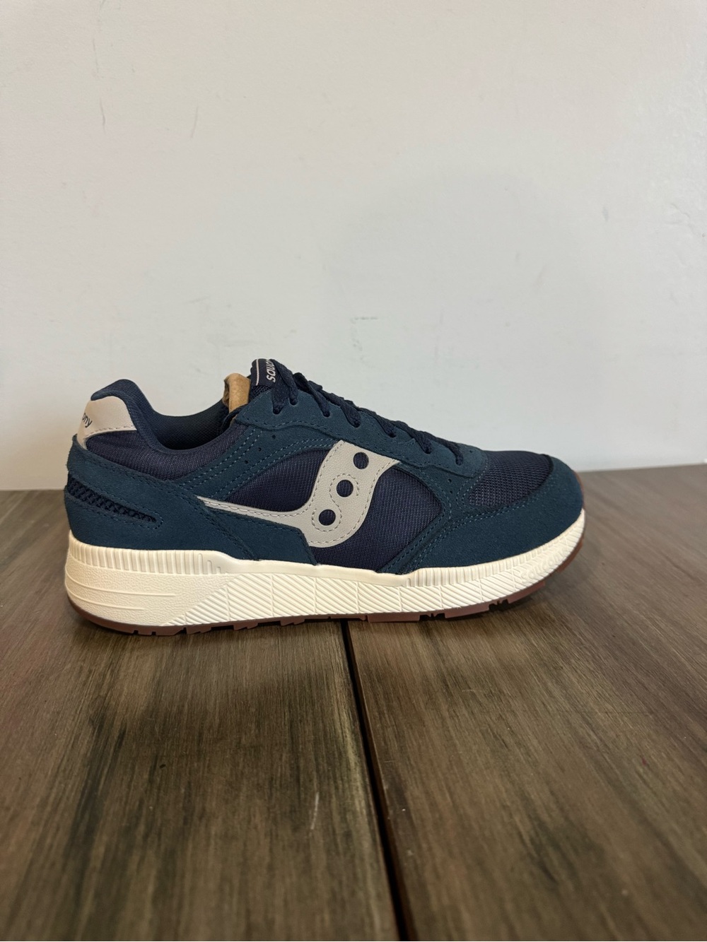 SAUCONY ECLIPSE UNISEX WALKING AND RUNNING SHOES